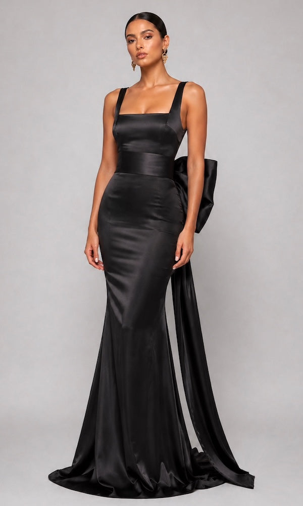 Angelina Oversized Bow Gown- Black